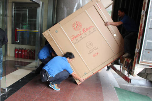 寻乌钢琴贵重工艺品无忧运
